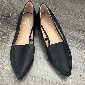 GAP Black Pointed Leather Slip-On Flats
